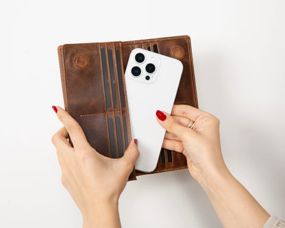 Aura Leather Wallet