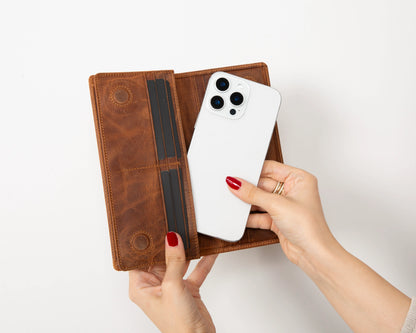 Aura Leather Wallet